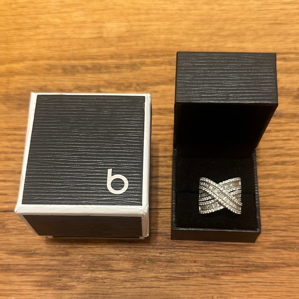 Bloomingdale's white gold diamond Crisscross Ring